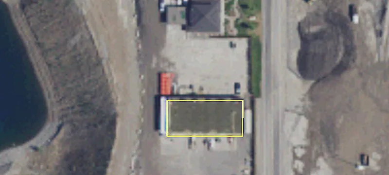 Fenced Yard for Lease