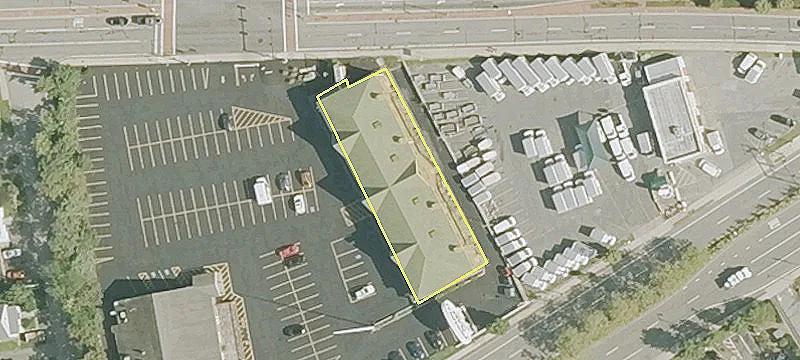 Prime Retail/Office Space Available
