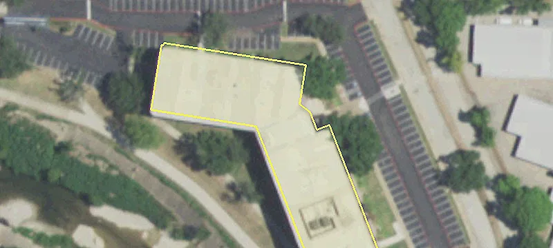 Renovated Office Building For Rent