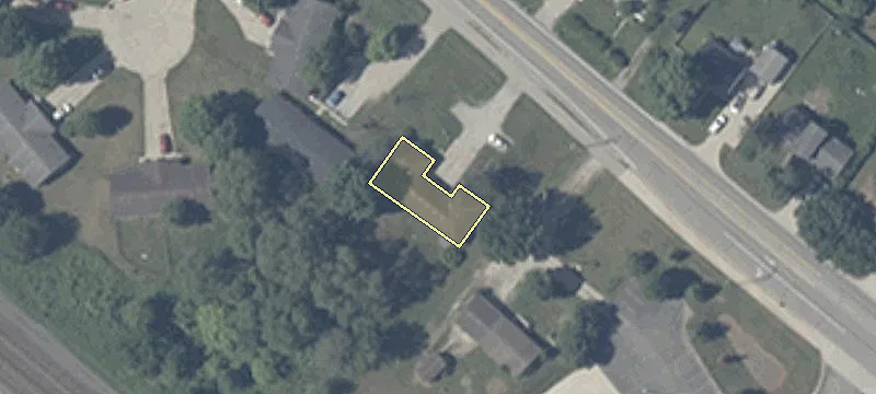 Commercial Land Near County Courts