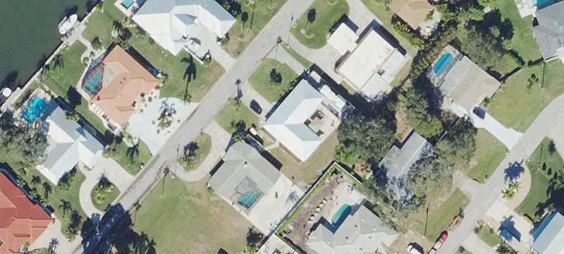 Sarasota Duplex with RV Hookup