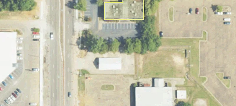 Retail, Land