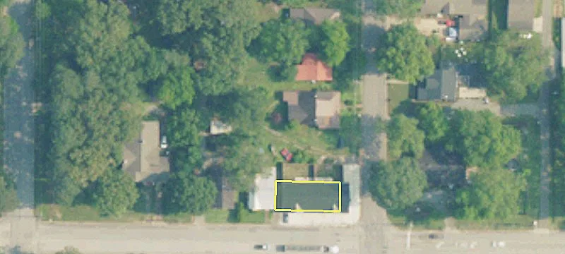 Luxury Retail Space on Hwy 31