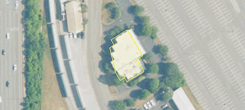 Downtown Mixed-Use Building For Lease
