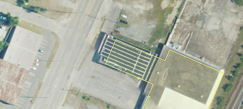 High-Visibility Commercial Building For Sale