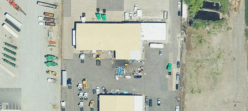 Improved Industrial Property on Vilas
