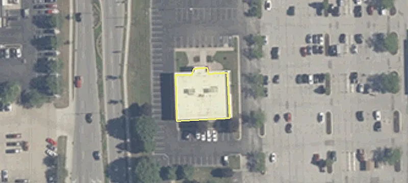 Retail Space at Signalized Intersection