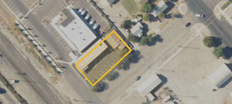Kingsburg Commercial Parcels For Sale