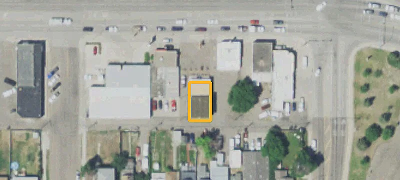 Versatile Property on Central Avenue