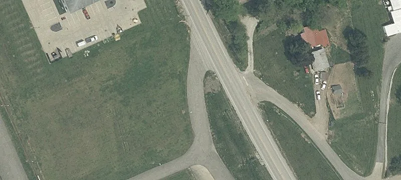 Industrial Property on 17 Acres