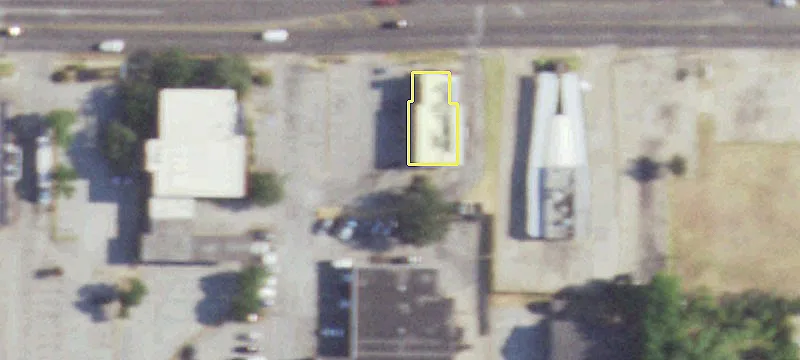 Restaurant with Drive-Thru in Arlington
