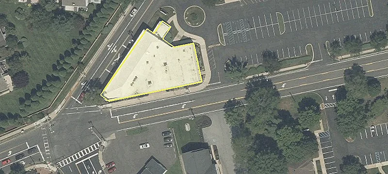 Office/Medical Complex Near Shopping Center