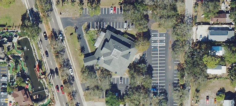 Versatile Freestanding Building on Tamiami Trail