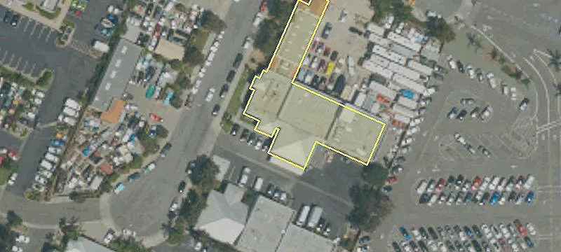 Freestanding Industrial/Retail/Showroom Building