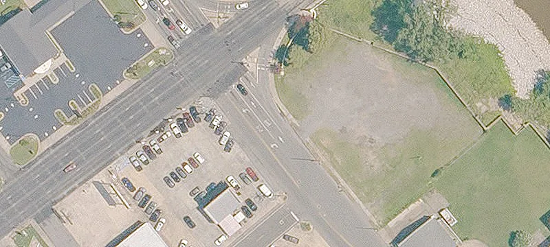 Riverfront Corner Lot in Downtown