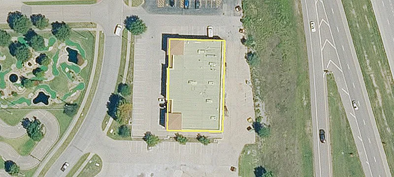 Former Pizza Restaurant Space Available