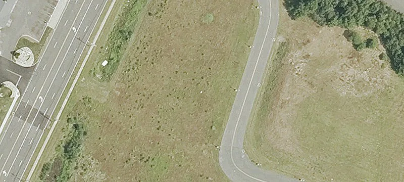 Commercial Land with High Visibility