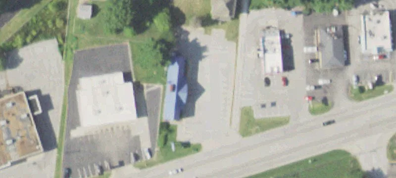 Restaurant Building on Carlyle Avenue