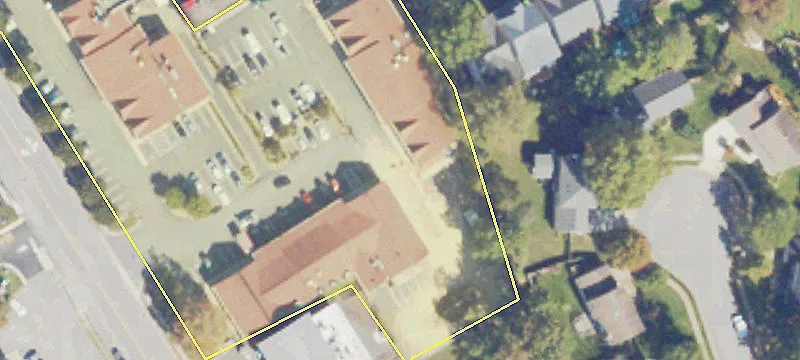 Retail/Restaurant Space Available