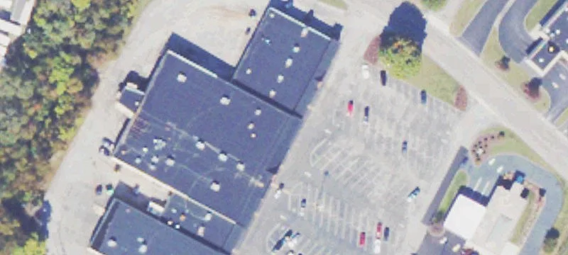 52,700 SF Retail Center