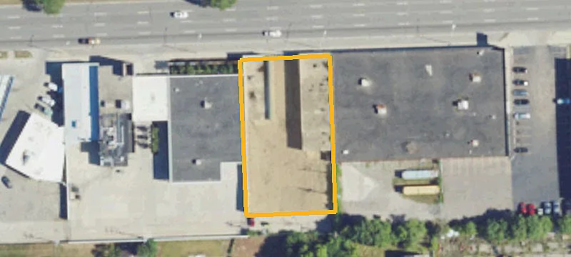 Retail/Warehouse Space on Eight Mile