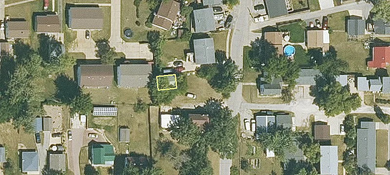 Commercial Lot in Upscale Park