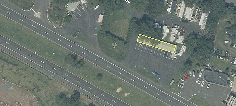 Retail Space Available For Lease