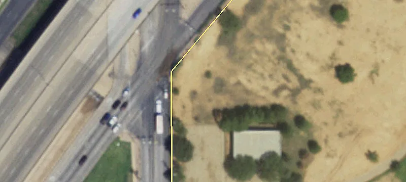 Commercial Land in Growing Area