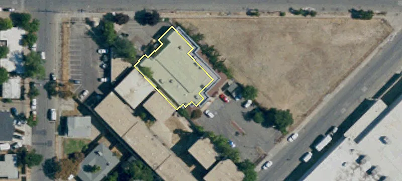 Multi-Tenant Building with Ample Parking