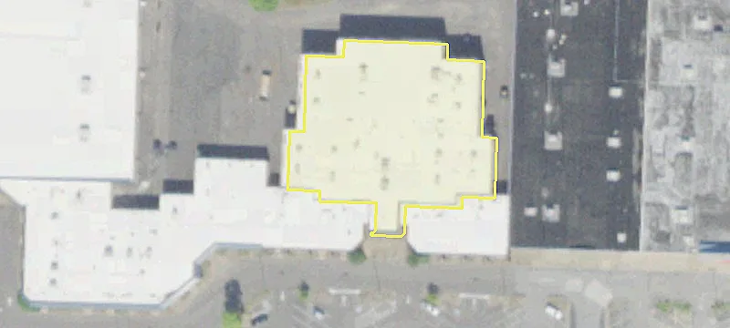 High-Visibility Retail Center for Lease