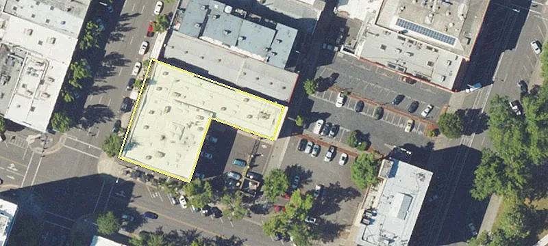 Downtown Salem Tri-Level Office Space