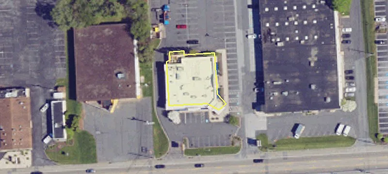 Retail Space on Carlisle Pike
