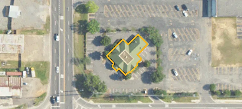 Prime Retail Space Available