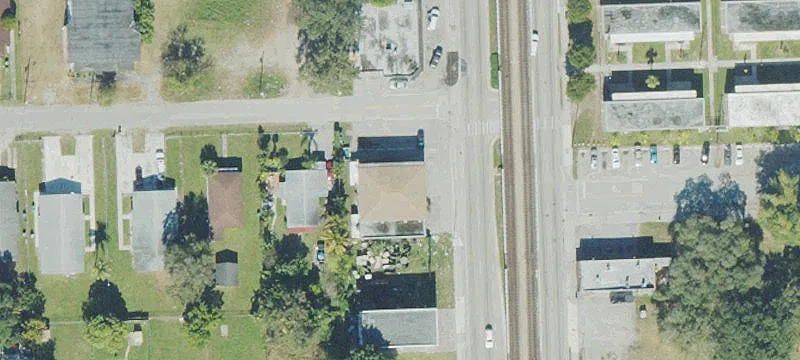 Mixed-Use Retail/Apartment Building