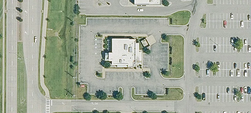 Freestanding Building in Retail Corridor