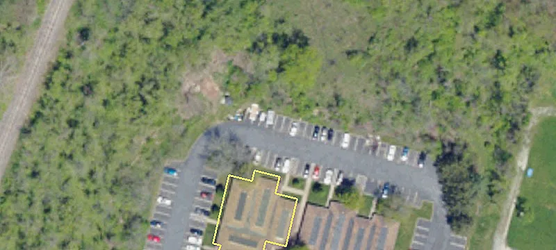 Office Space in Park-Like Setting