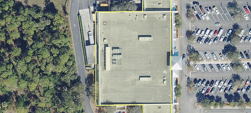 Publix-Anchored Shopping Center For Rent