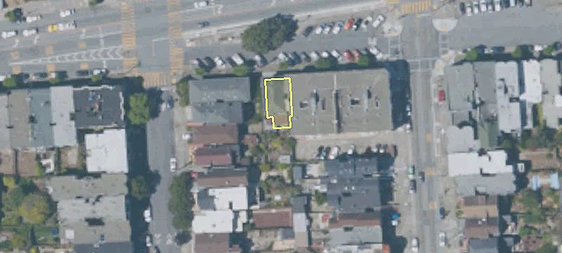 Charming Neighborhood Commercial Space