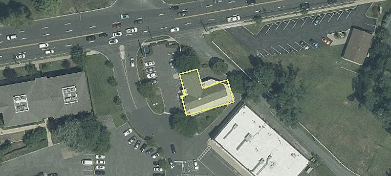 Retail Space Available For Rent
