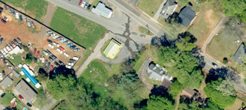 Free-Standing Building Near Downtown