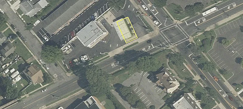 Retail Space Available For Rent