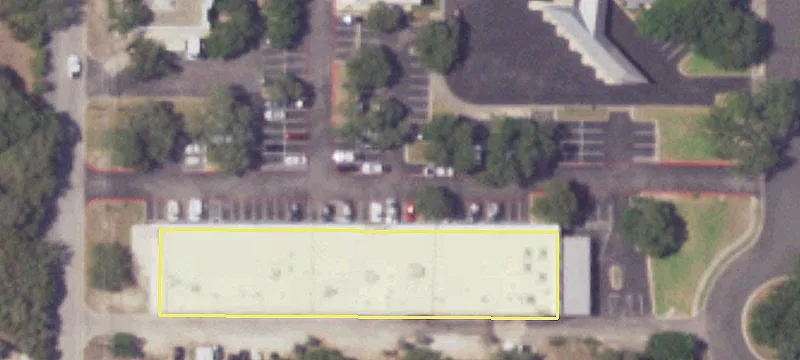 Retail Space in Oak Park