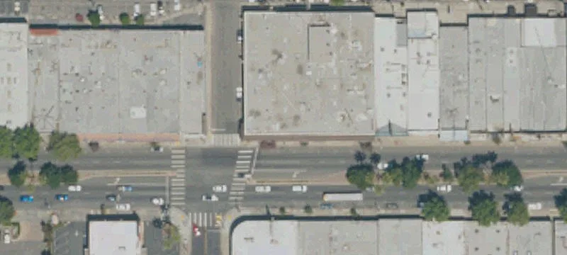 Reseda Commercial/Office Space Available