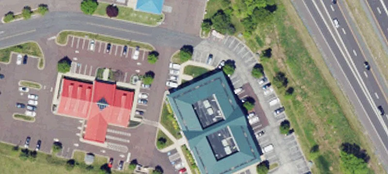 Multi-Tenant Office Building For Rent