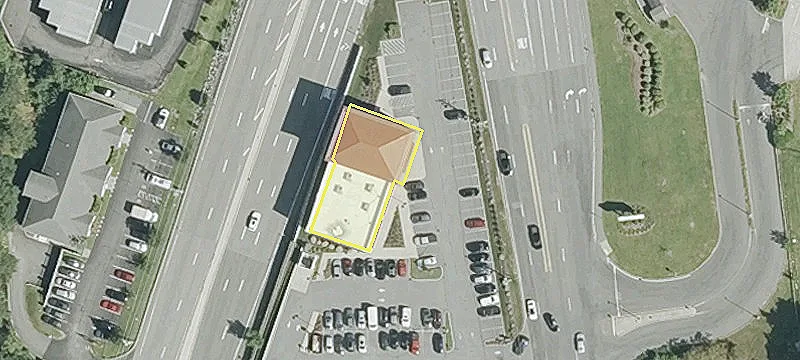 Retail/Restaurant Space For Lease