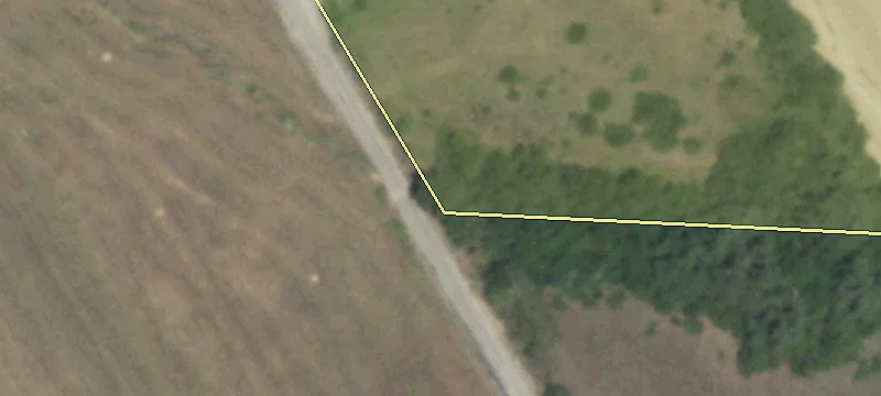 Commercial Land in Growing Area