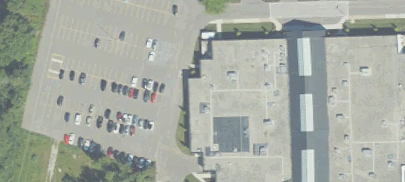 Retail/Restaurant Space For Lease