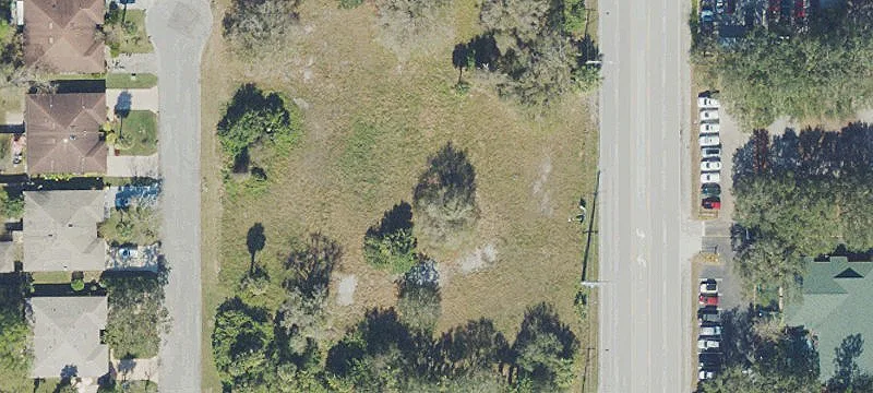 Commercial Corner Site on Wickham