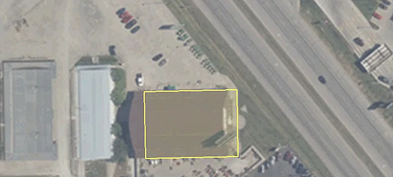 Versatile Commercial Property on US-41