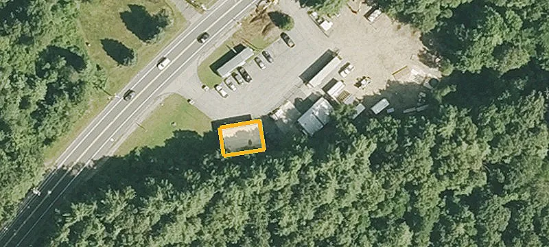 Mixed-Use Property Near Gibbs Crossing